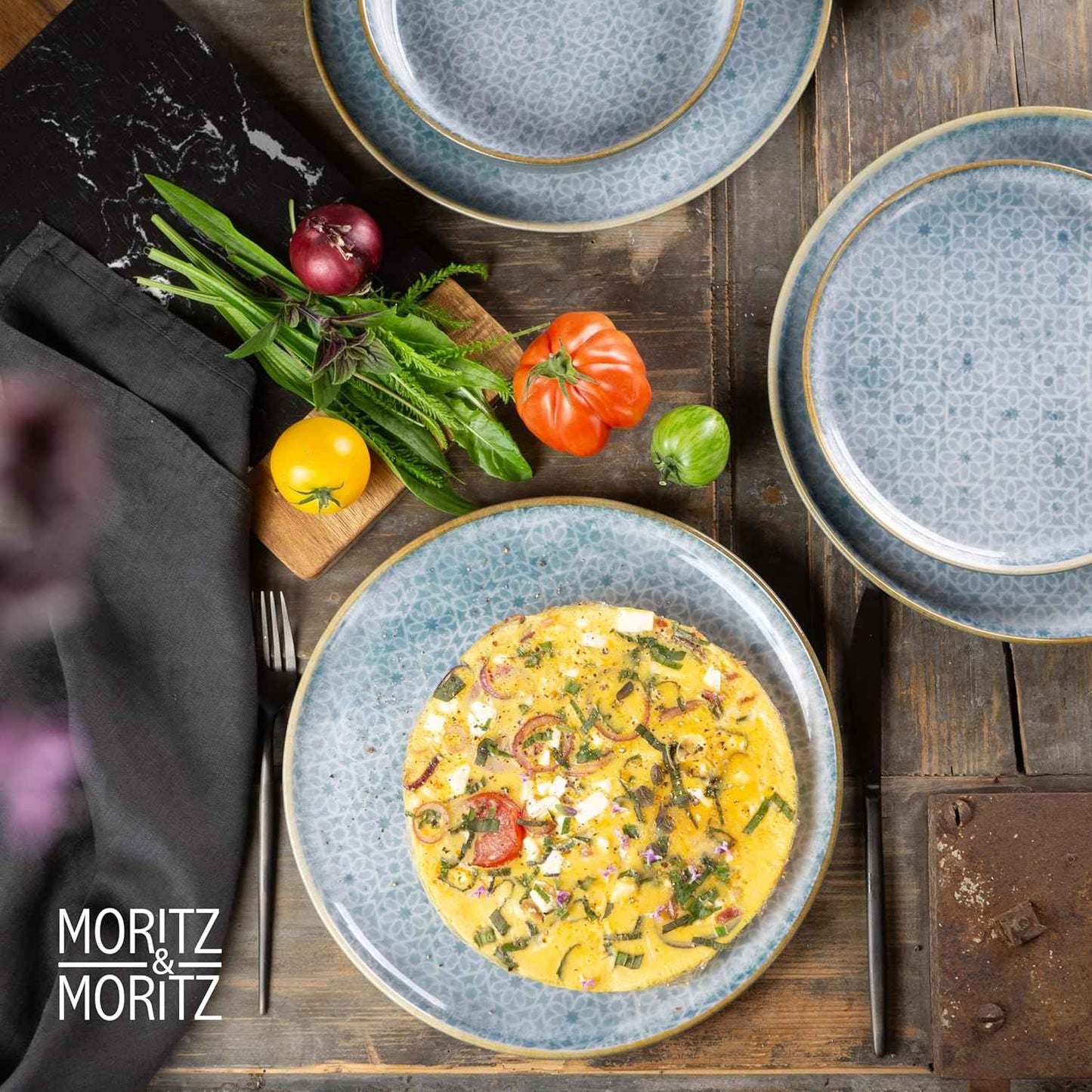 Moritz & Moritz TERRA 18-Piece Dinnerware Set for 6 People, Plate Set in Bright Blue, Made of High Quality Porcelain Dinner Set for 6 People, 6 x Dinner Plates, Dessert Plates and Bowls Each