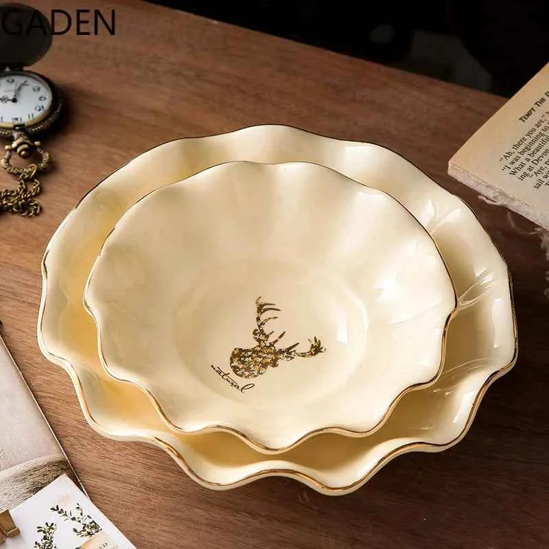 European Style Ceramic Dinner Plates - Irregular Gilded Round Design - The Silver Spoon