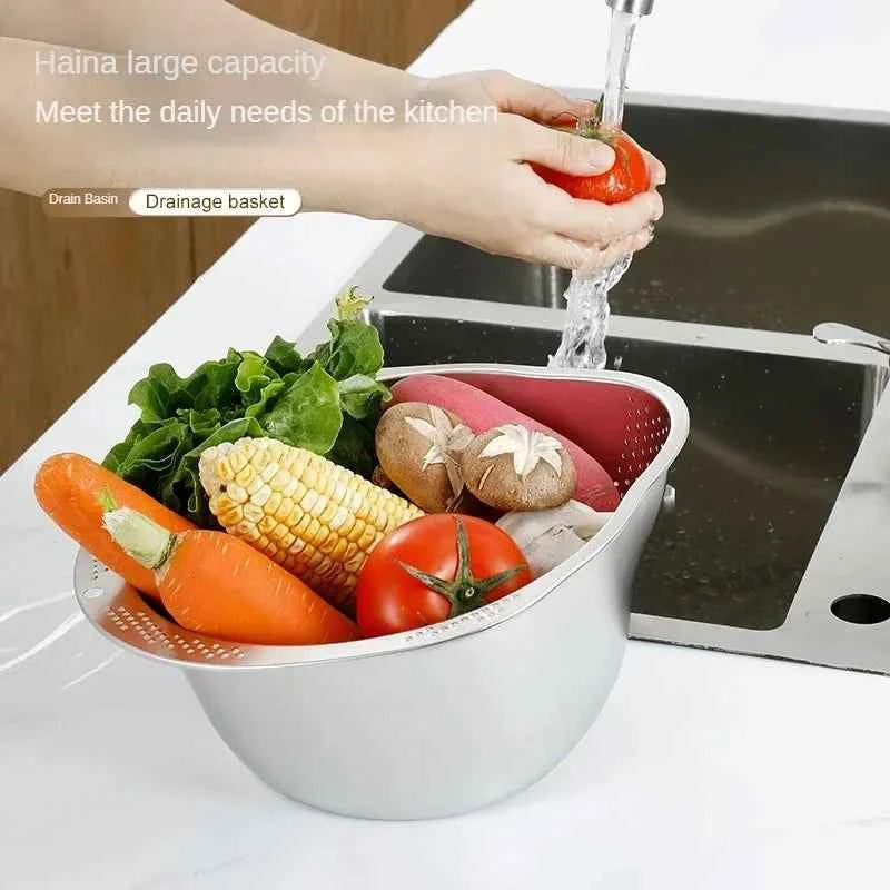 Stainless Steel Rice Strainer for Washing Rice, Fruit & Vegetables - The Silver Spoon