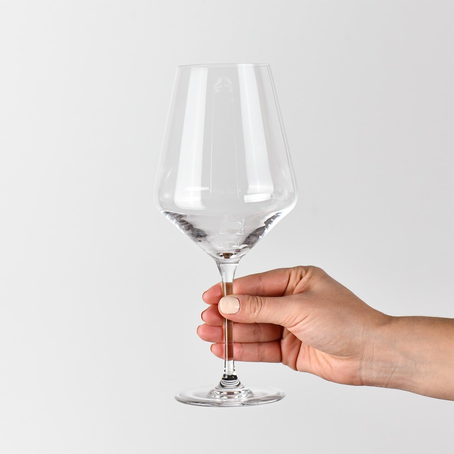Krosno Crystal Red Wine Glasses, Set of 4, 650 ml, Avant-Garde Collection, Ideal for Home, Restaurant and Receptions, Dishwasher Safe