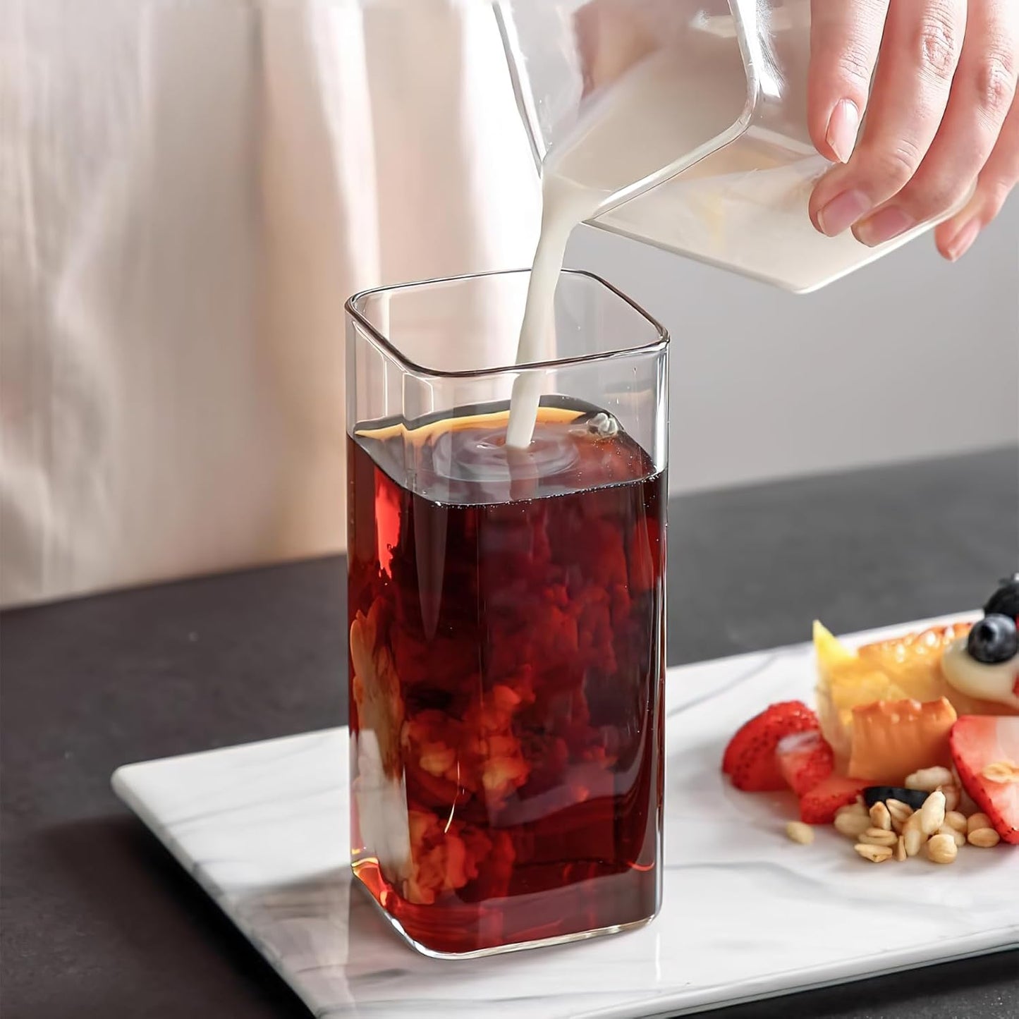 HENGBIRD Clear Drinking Glasses, 4 Pieces, 400 ml, Water Glasses, Long Drink Glasses, Thin Square, Elegant Bar Glasses for Water, Juice, Beer, Drinks, Cocktails, Mojito and Mixed Drinks