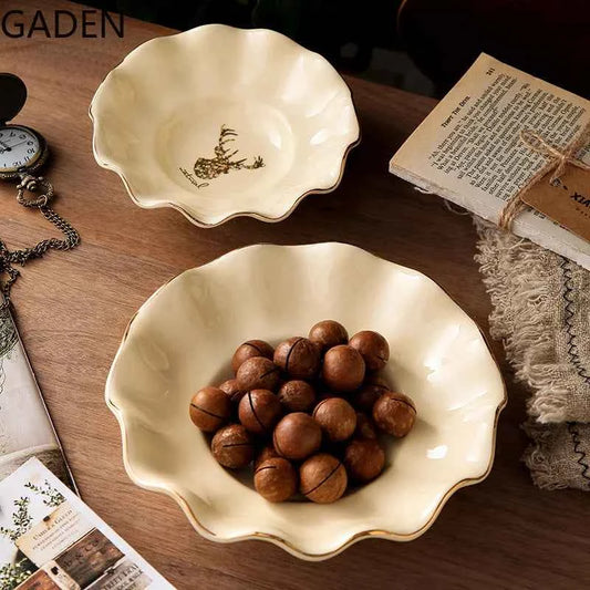 European Style Ceramic Dinner Plates - Irregular Gilded Round Design - The Silver Spoon